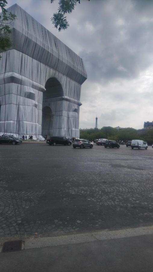 Toureifelchampselysee Paris Exterior foto