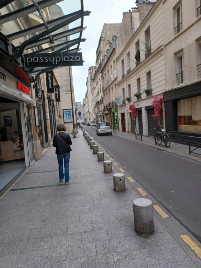 Toureifelchampselysee Paris Exterior foto